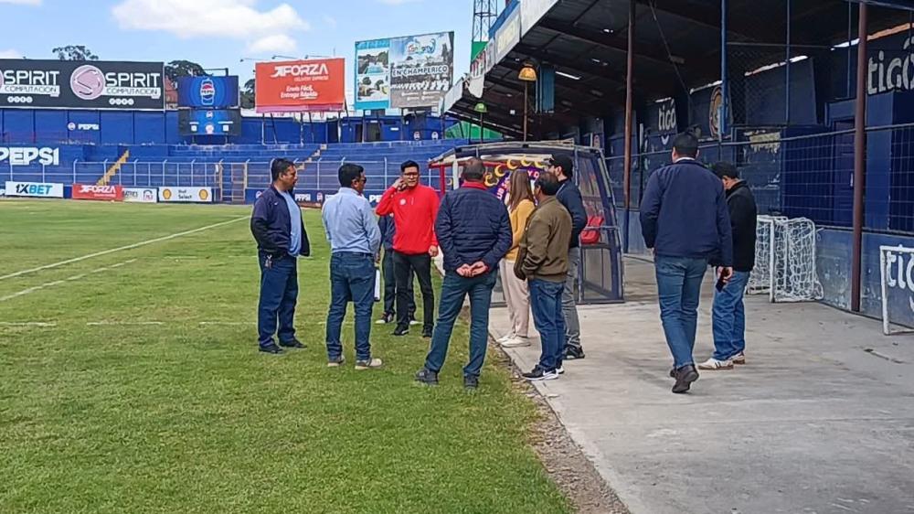 IDAEH inspecciona el Mario Camposeco antes de remodelación