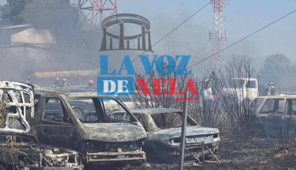 Tras incendio, Muni definirá si vehículos eran chatarra o no