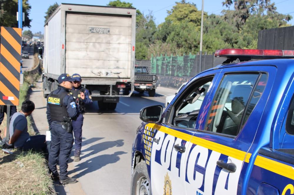 PNC recupera camión de Q500 mil tras persecución y captura a shaggy