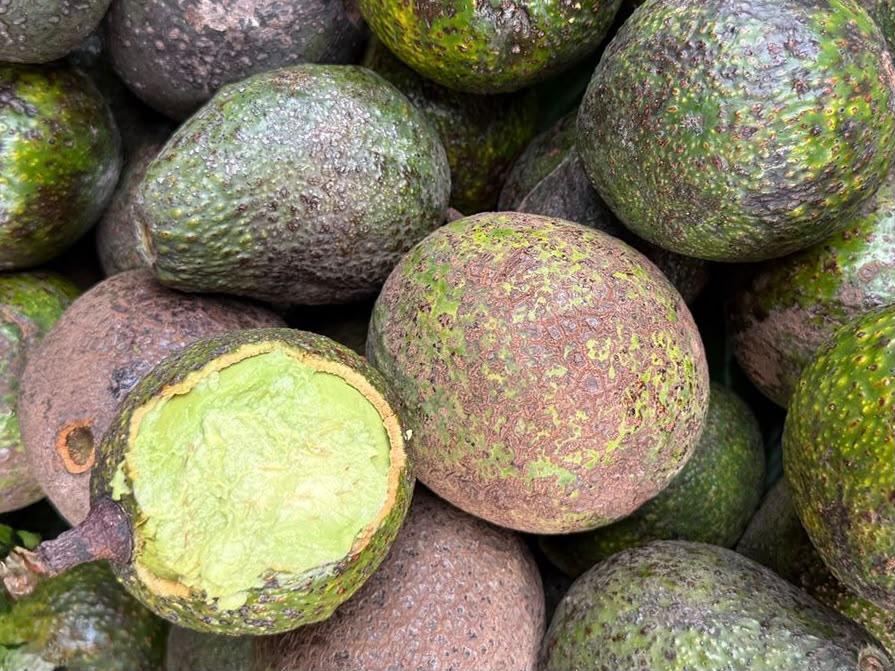 Así están los precios de alimentos en el mercado La Democracia