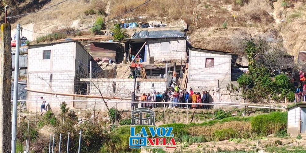 Mueren dos albañiles soterrados por colapso de tierra en Almolonga