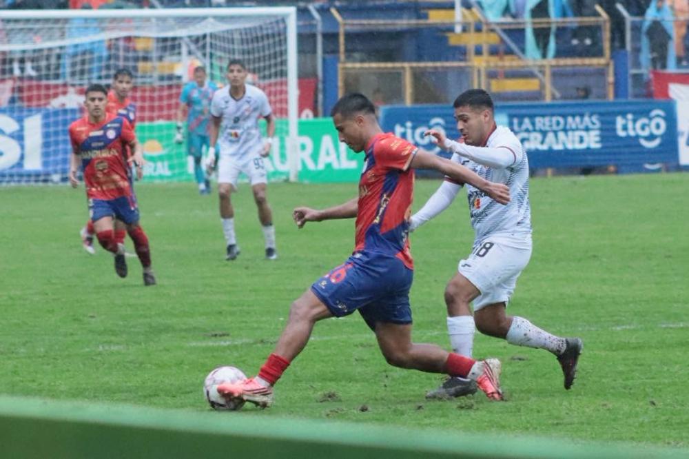 Xelajú MC vence a Malacateco y se mete en zona de clasificación