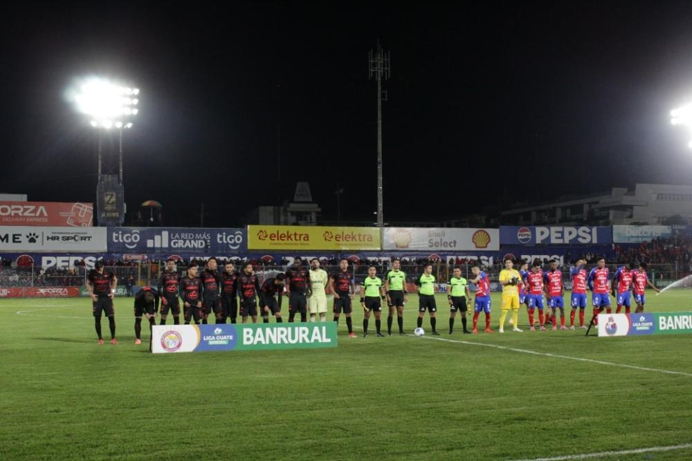 ¿Con cuántos puntos se queda Xelajú MC tras perder contra Municipal?