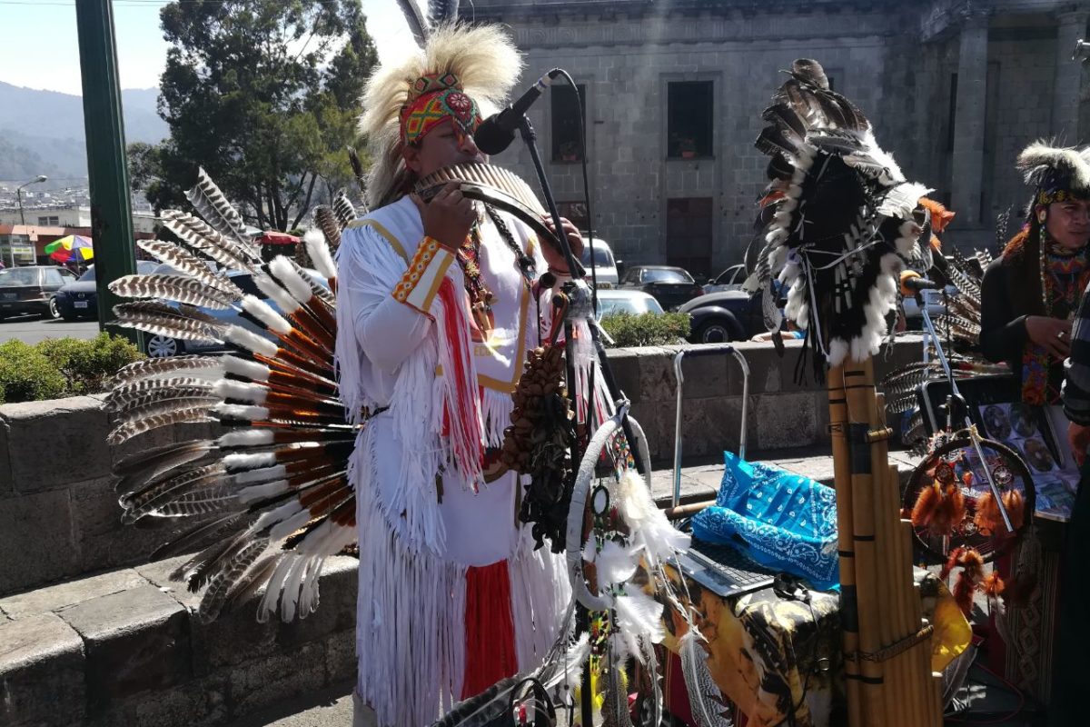 Comparten música andina