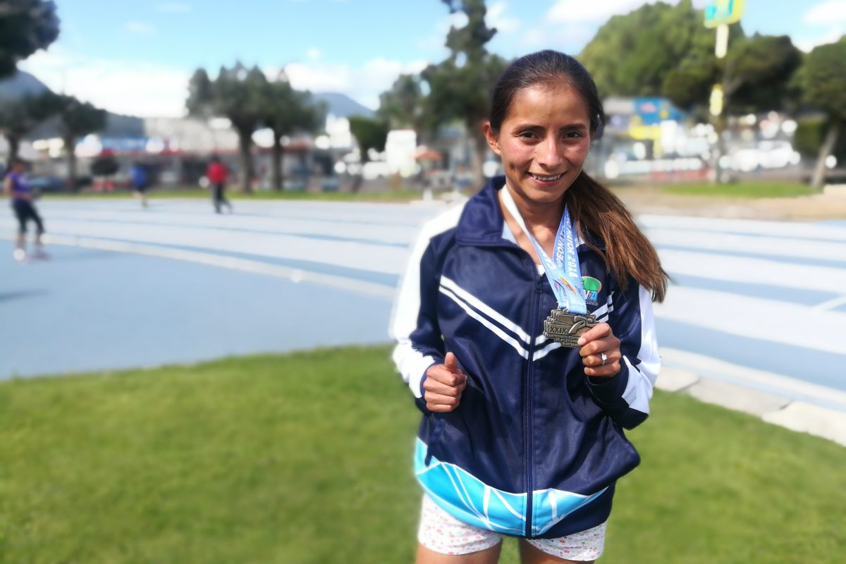 Atleta quetzalteca destaca en evento centroamericano