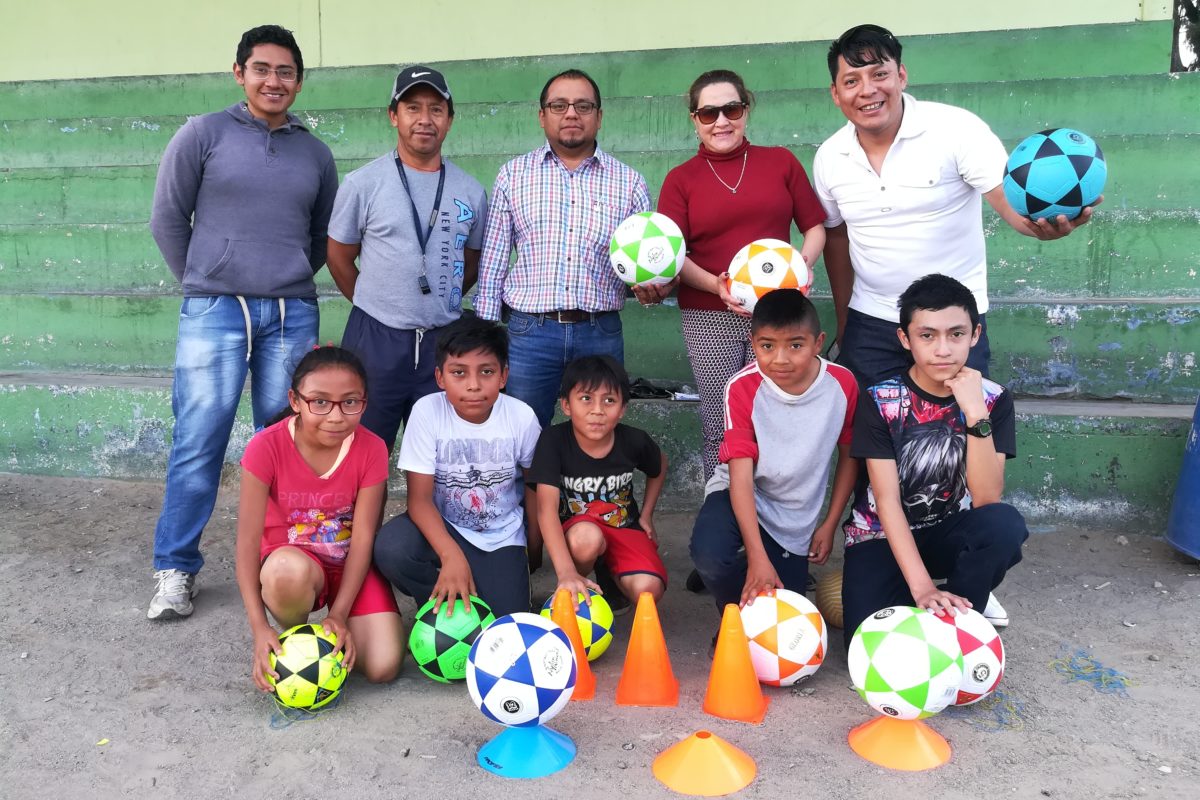 Cocode de la colonia Minerva abre escuela gratuita de futbol