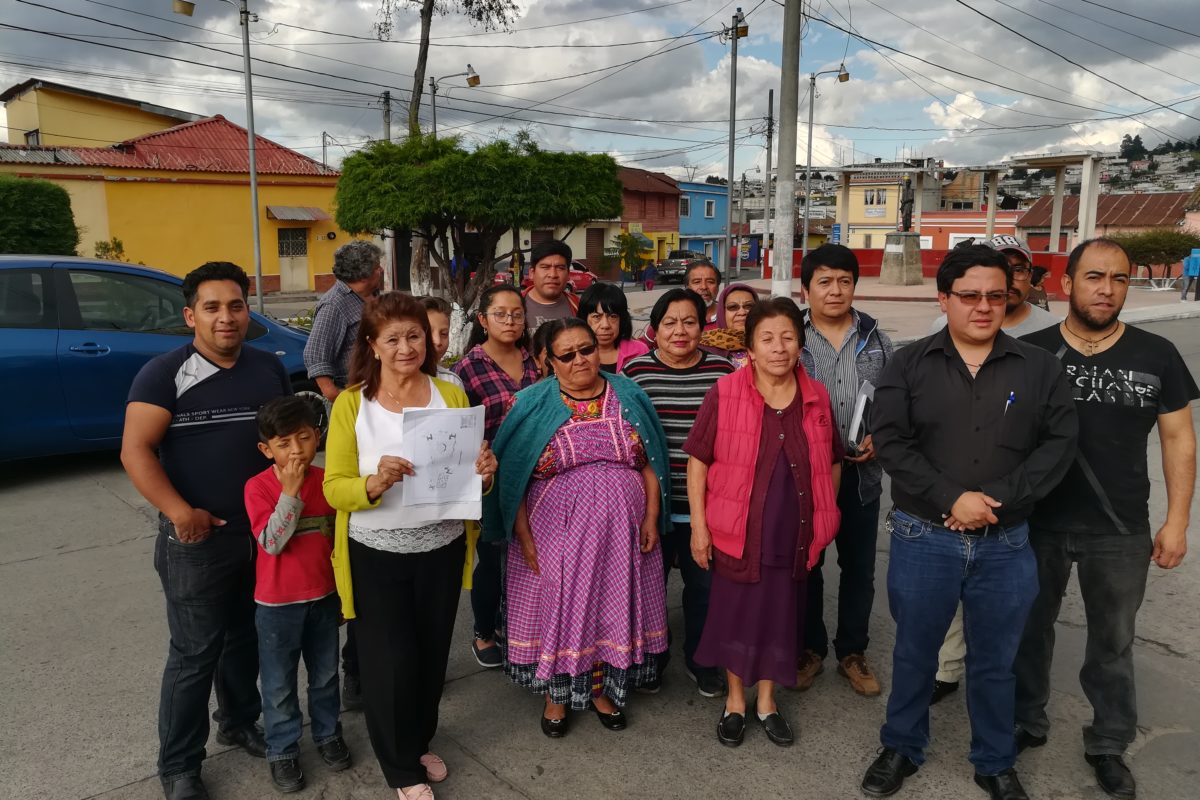 Vecinos de “El Bolívar” exigen a la muni aclarar obra