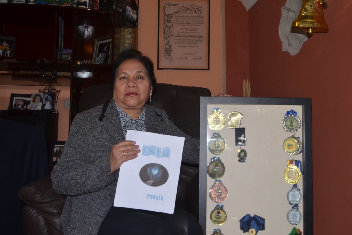 Gana Juegos Florales en Teculután y suma 41 premios en certámenes literarios