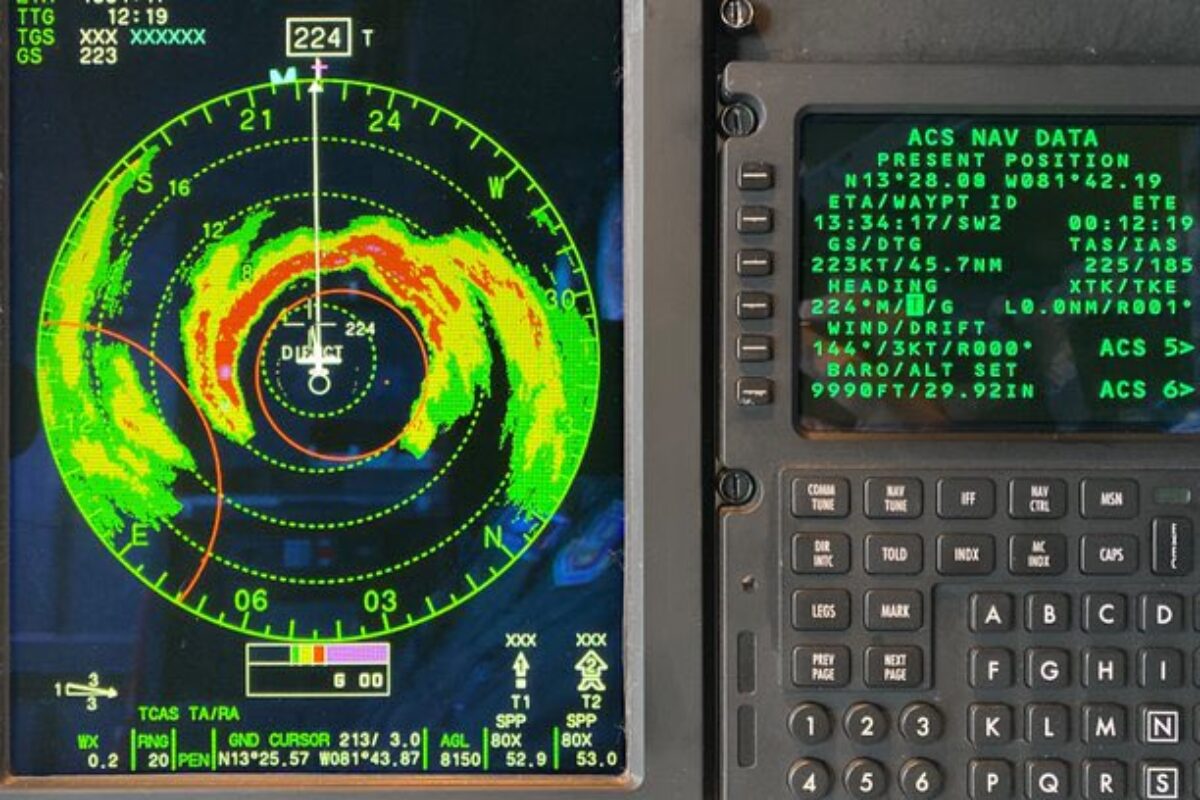 Fotografía muestra el ojo del huracán Iota