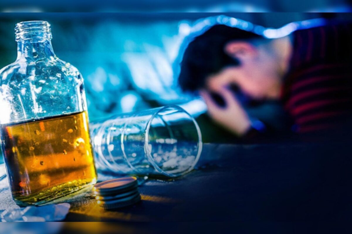 Se registra aumento de consumo de alcohol en jóvenes durante la pandemia