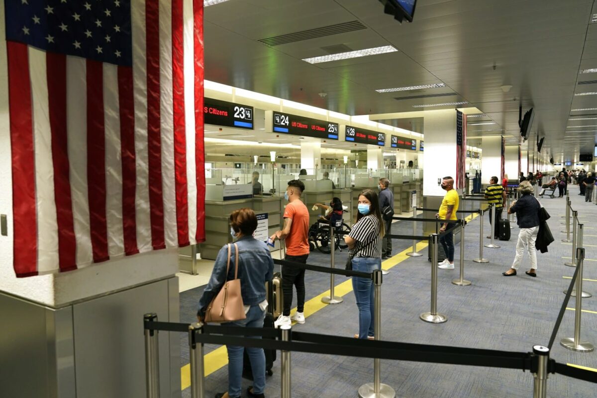Estados Unidos actualiza requisitos para turistas que quieran visitar su país