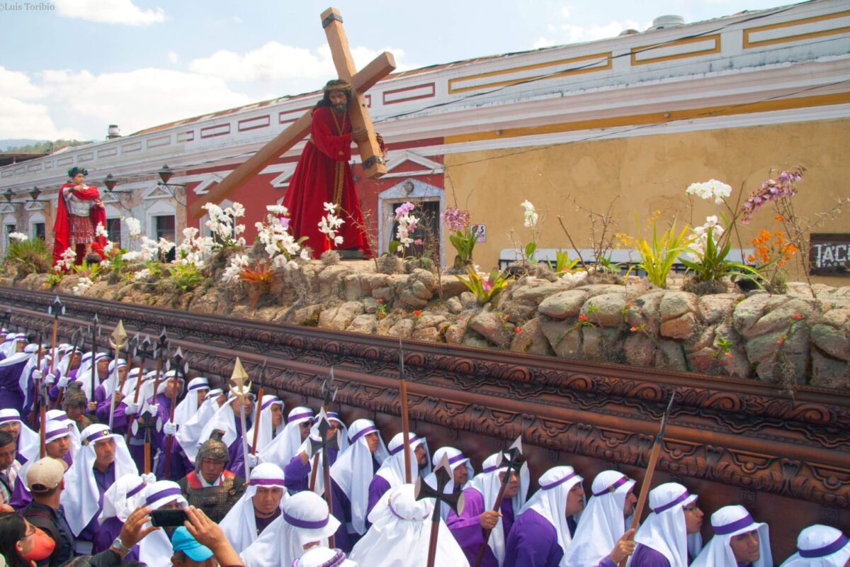 Asociación de Cucuruchos presentan iniciativa para realizar procesiones 2022