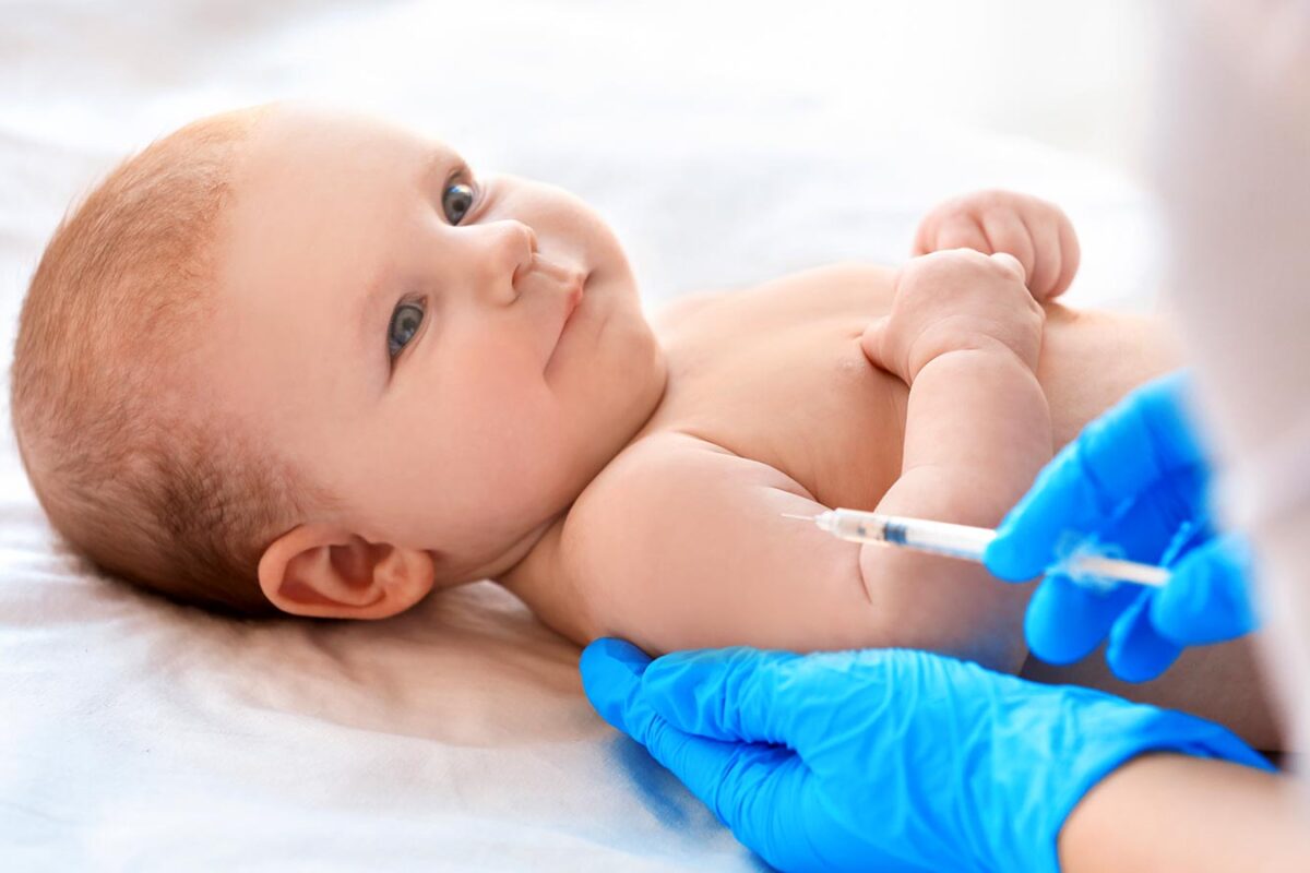 Moderna busca que su vacuna sea administrada a bebés de seis meses