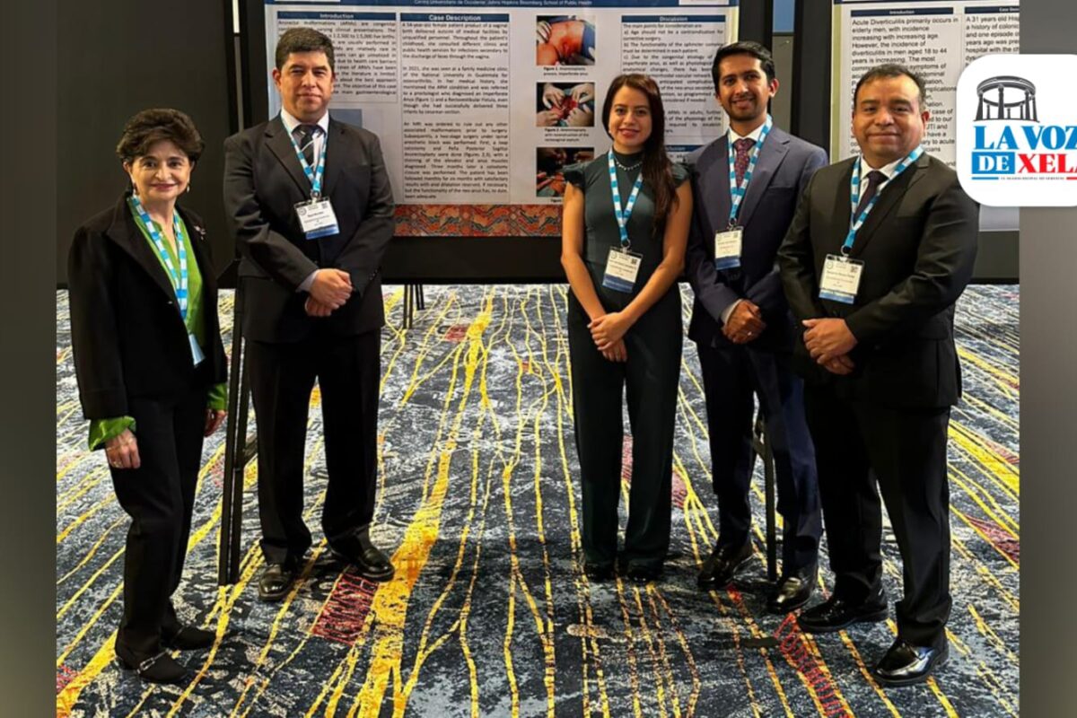 Quetzaltecos exponen caso de éxito en Congreso de Gastroenterología en Carolina del Norte