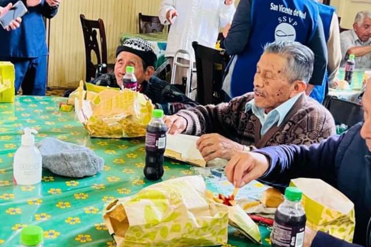 Tres lugares donde reciben a los abuelitos en Quetzaltenango