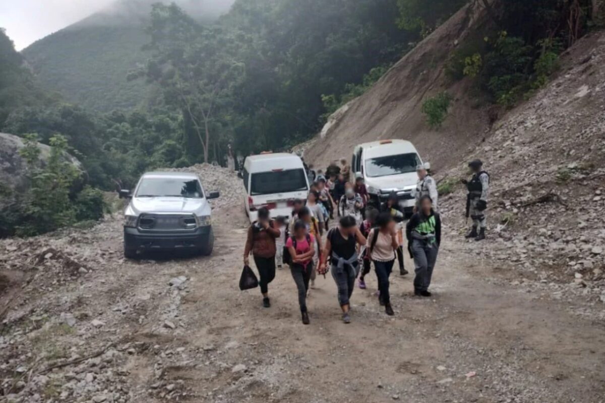 “Yo pagué por mi viaje casi Q180 mil, y ahora no sé qué hacer”: el drama de un migrante de San Marcos detenido en Chiapas, México