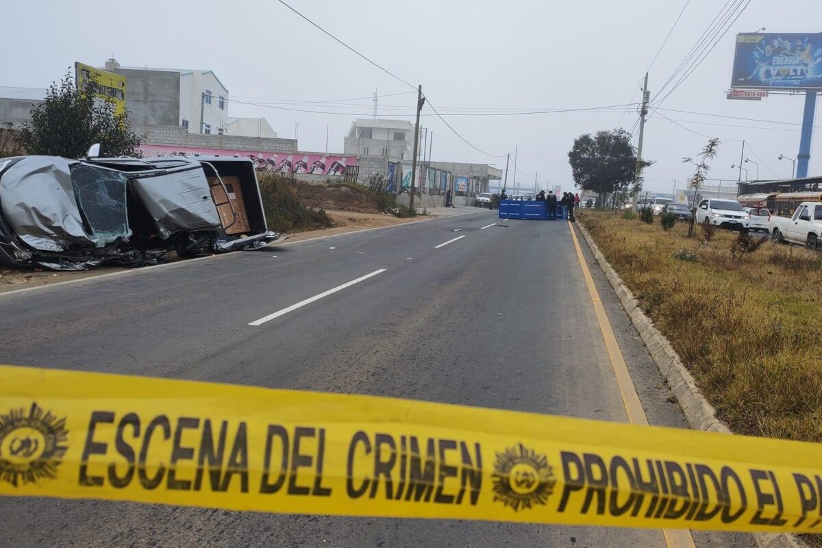 MORTAL ACCIDENTE EN CIRCUNVALACIÓN DE SALCAJÁ | Una adolescente muere y cinco más resultan heridos