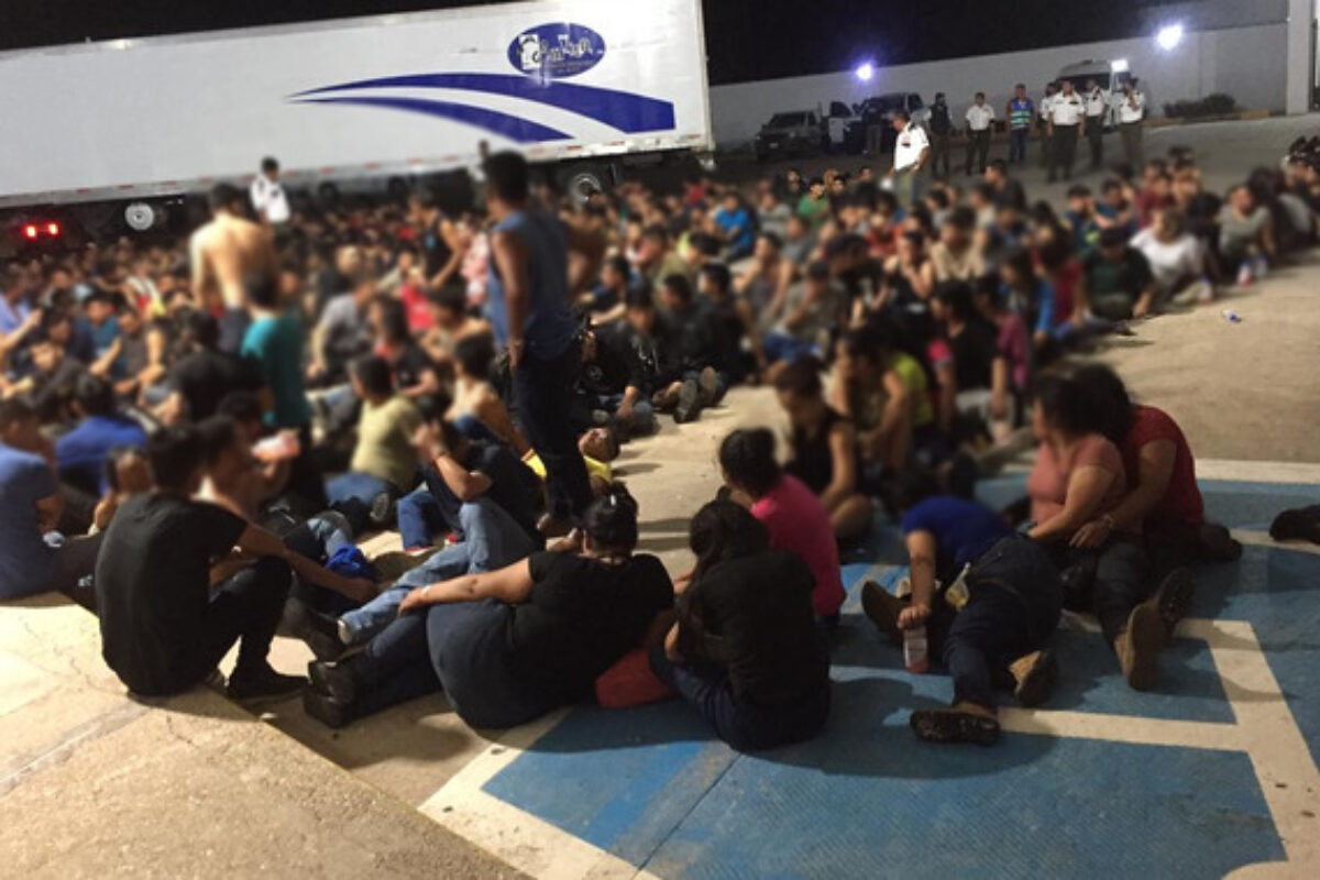 Autoridades mexicanas rescatan a 343 migrantes, en su mayoría guatemaltecos