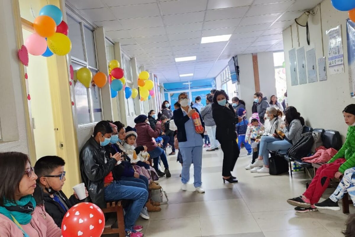 Más de 100 menores de edad acuden a Tamizaje Renal en el HRO