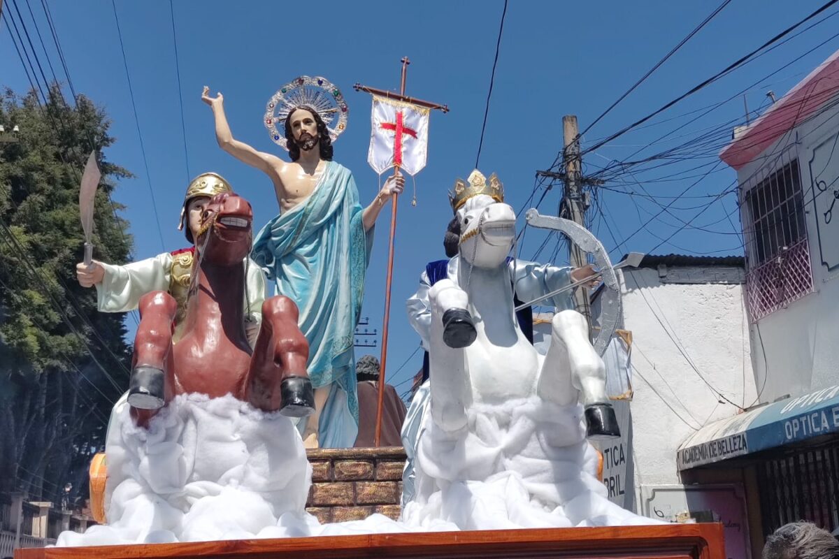 SOLEMNIDAD EN XELA | Quetzaltecos despiden la Semana Santa con procesiones