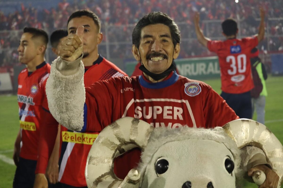 Xelajú MC y Antigua GFC se enfrentarán en una épica final del Clausura 2023