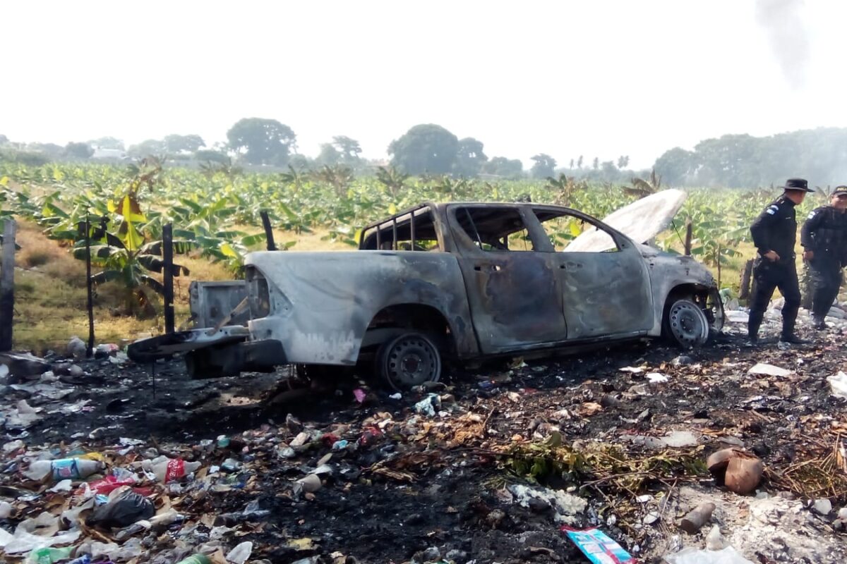 Tensión en Ayutla, San Marcos, tras quema de un autopatrulla de la PNC por contrabandistas