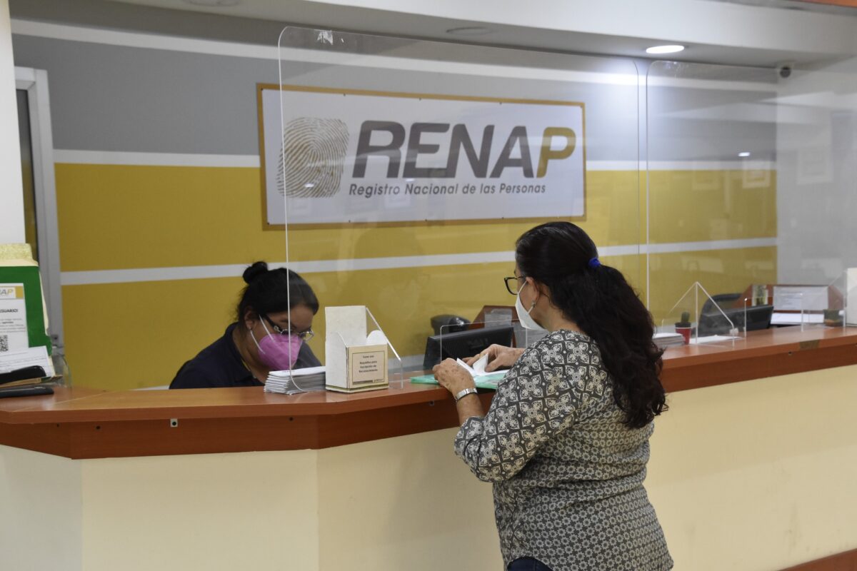 Renap anuncia la Noche de DPI para atender a los guatemaltecos en otros horarios