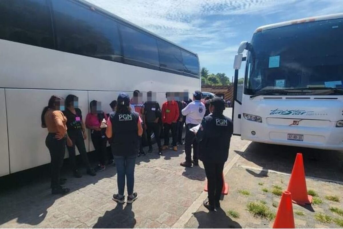 Migrantes menores de edad retornan a Guatemala