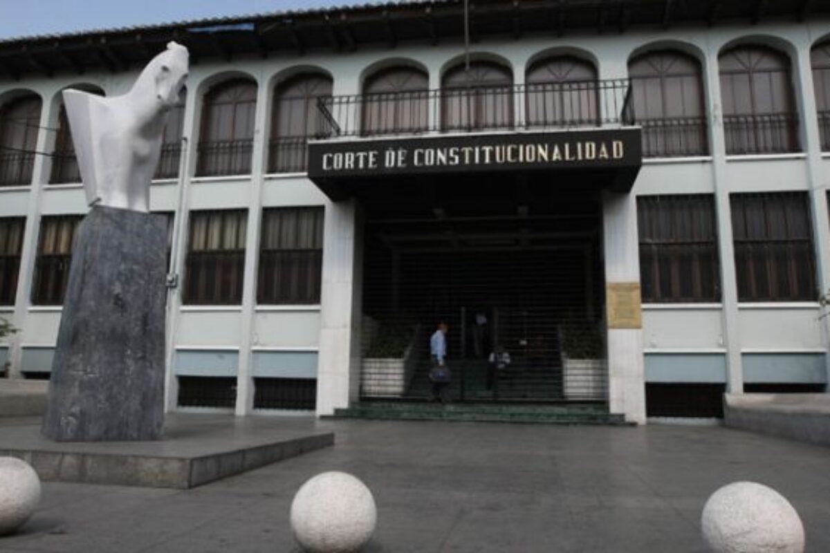 La Corte de Constitucionalidad emite orden para garantizar la transición pacífica del poder tras elecciones de 2023