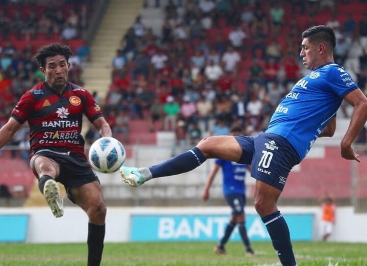 Deportivo Coatepeque sorprende al Xelajú MC con victoria 2-1 en la décima jornada del Clausura