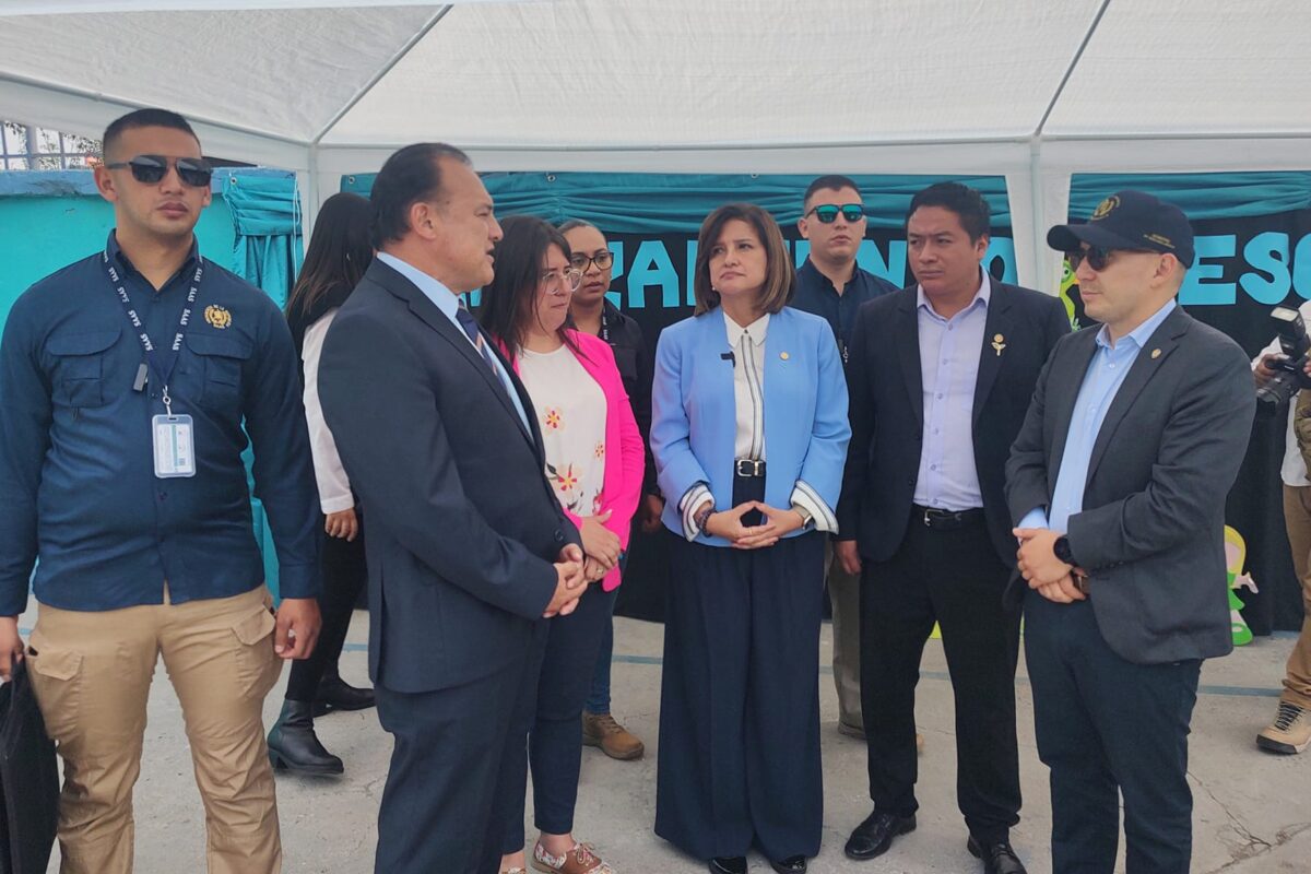 Vicepresidenta Karin Herrera se encuentra en la ciudad de Quetzaltenango